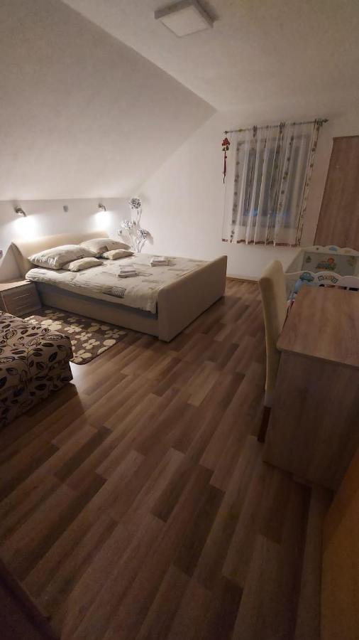 Apartment Slap Rakovica Εξωτερικό φωτογραφία